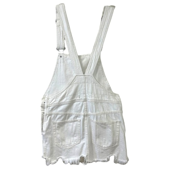Free People - Women’s Overalls Dress ’Torn Up Jumper’ Distressed - White, Size 0 - Picture 4 of 17